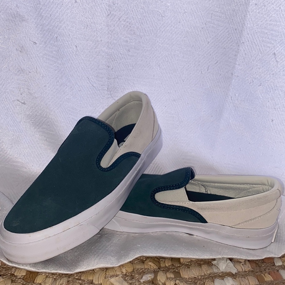 Brand new slip on converses